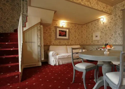 Il Sole Di 4* רנקו